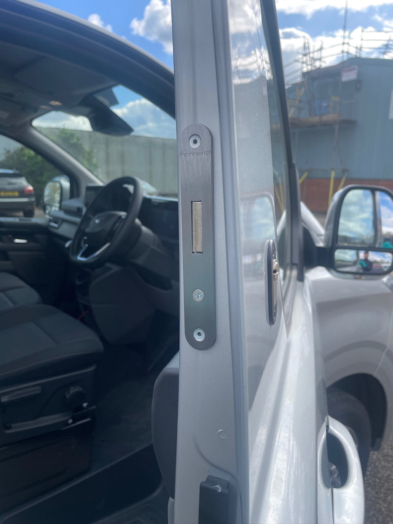 NEW Ford Transit Custom 2023 cab door deadlock