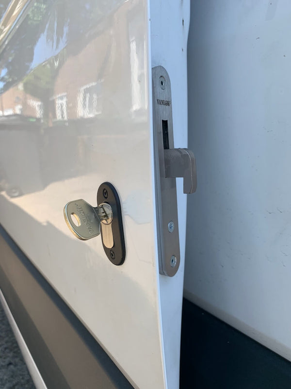 VW Crafter 2006 sliding door hooklock fitted bt Vanlocker