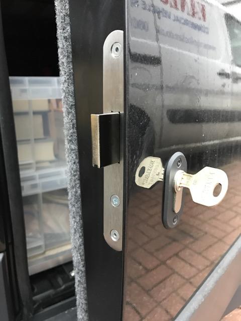 Citroen Relay glazed rear door deadlock